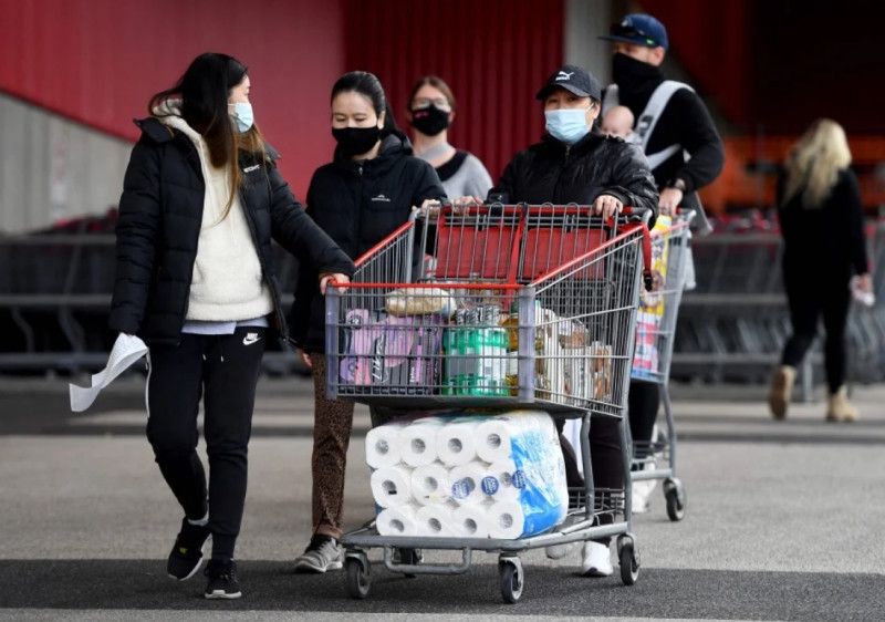 Melbourne extends lockdown as Australia fails to stop outbreak