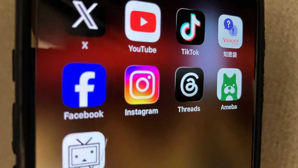 G7 plans first joint statement for protecting minors on social media