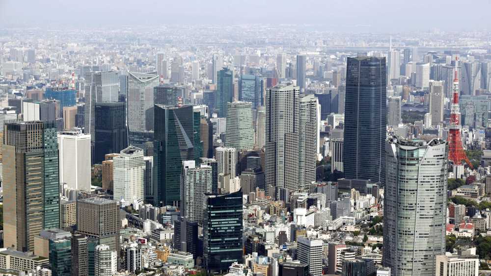 Japan to raise income requirements for skilled foreign professionals