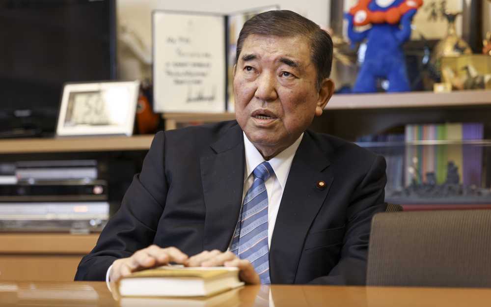 Ex-PM Ishiba says Japan must 'look past in the eye' over WWII