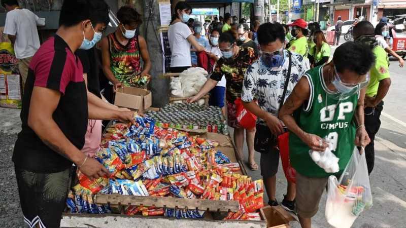 Philippine economic growth slows down in Q2 as inflation looms