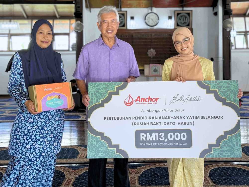 Anchor Butter and Bella Astillah  Raise RM13,000 for Charity