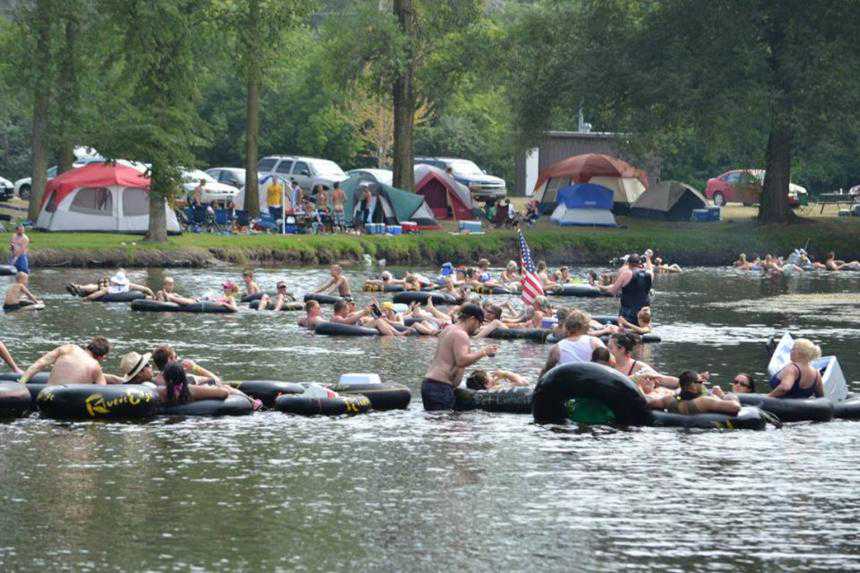 One killed, four injured in river tubing stabbing in the US