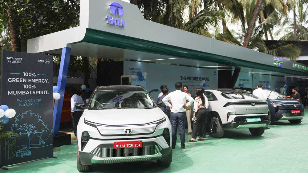 Editor's Choice: Energy crisis drives India toward EVs as Asia's auto map shifts