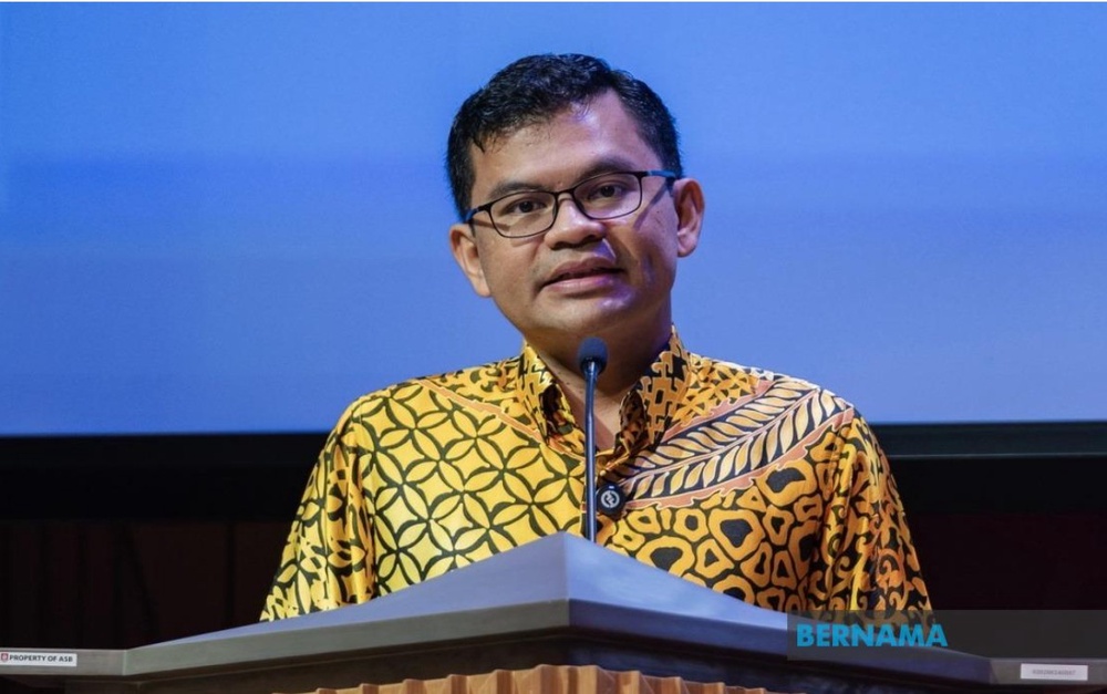 Akmal