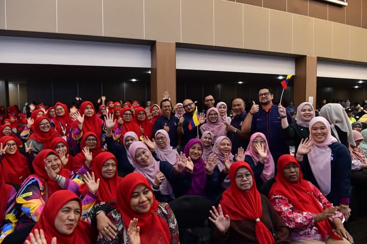 Bisnis 