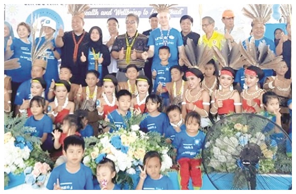 Lebih 300 kanakkanak dirai di Nabawan