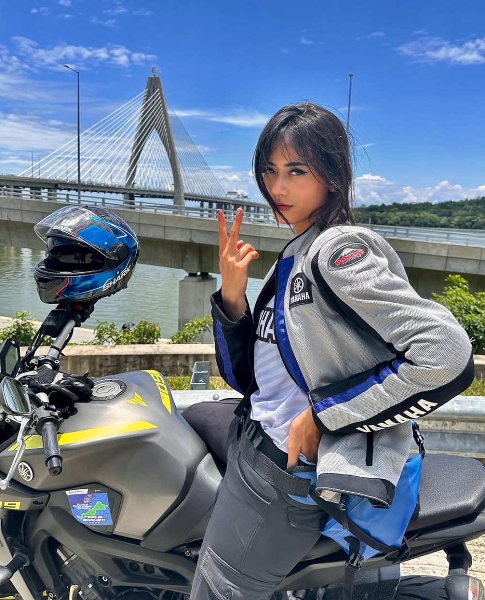 Image from: 4 selebriti cantik ‘perkasa’ terjah gelanggang lasak