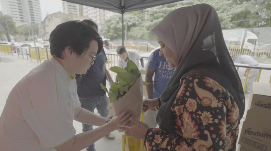 Image from: Membina Komuniti yang Lebih Sihat: Perkongsian Olymptrade Malaysia dengan HOPE Worldwide