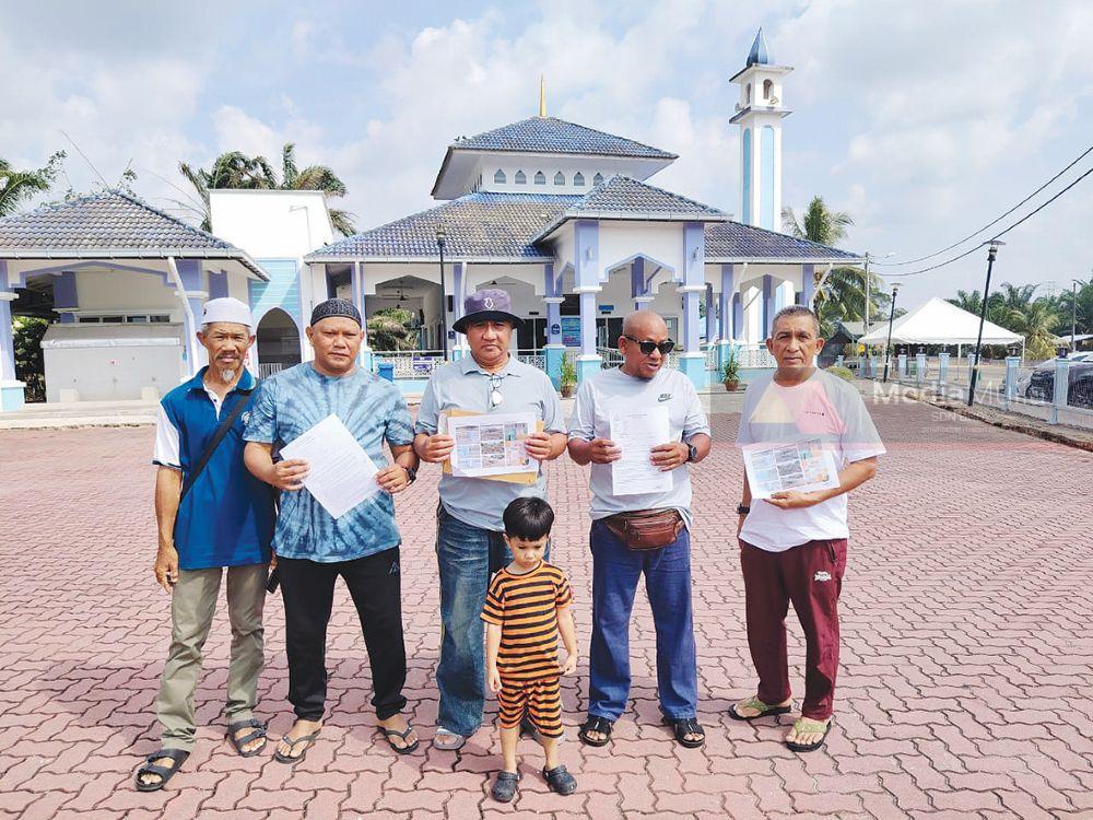 Image from: Lori Singapura: Rumah retak siapa nak tanggung?