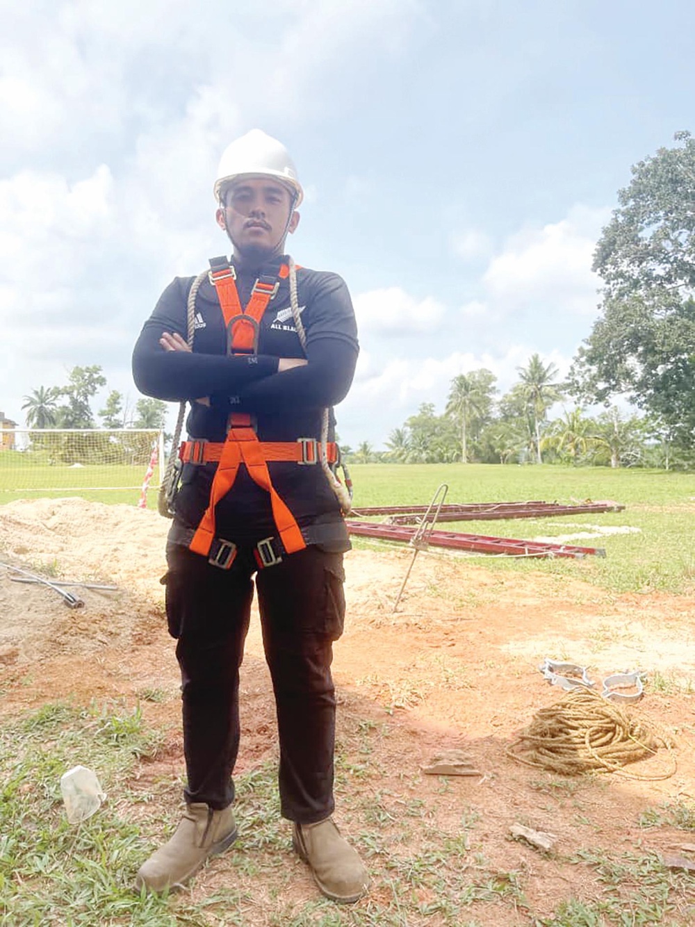 Image from: Najib graduan TVET seronok kerja di belakang tabir konsert