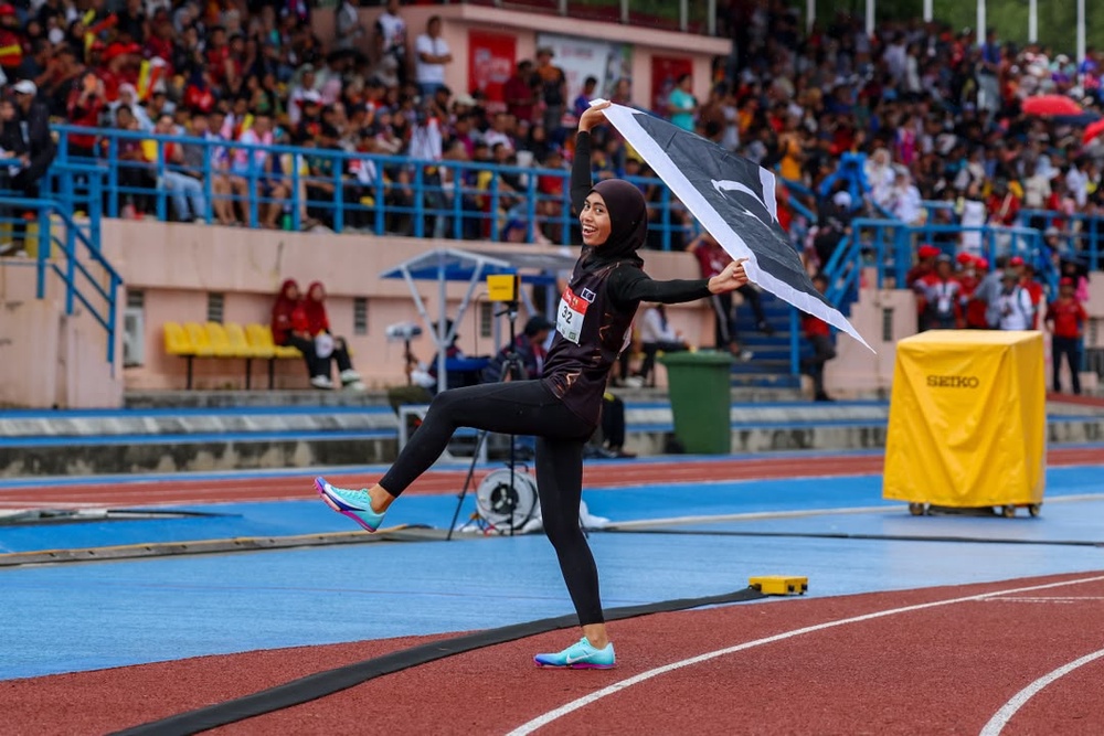 Image from: Danish, Izzatul kuasai 100m