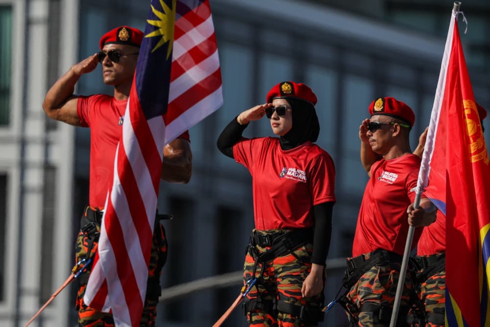 Image from: Giliran ‘Kakak Bomba’, ‘Kakak Telekung’ pula jadi pilihan rakyat