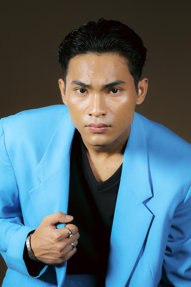 Image from: Obsesi atau sensasi, Hussain ‘The Next Big Thing’?