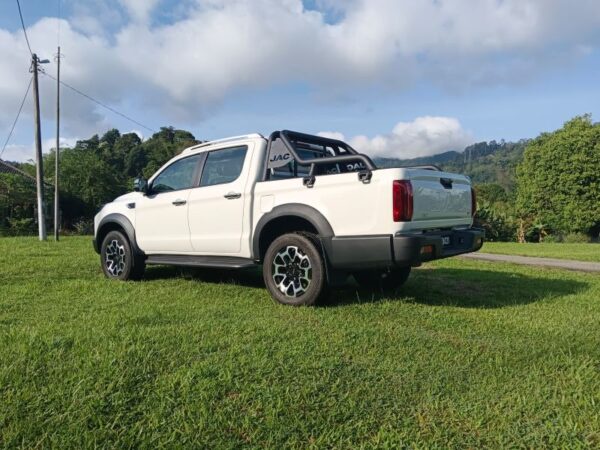 Image from: JAC T9 Grand-ES: Pesaing serius pikap Jepun, AS