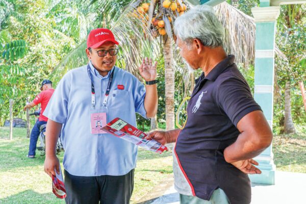 Image from: Mahu sentiasa dekat dengan penduduk Seri Menanti