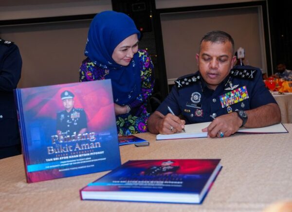 Image from: ‘Jangan ambil hak orang lain’ jadi prinsip Ayob Khan kekal integriti