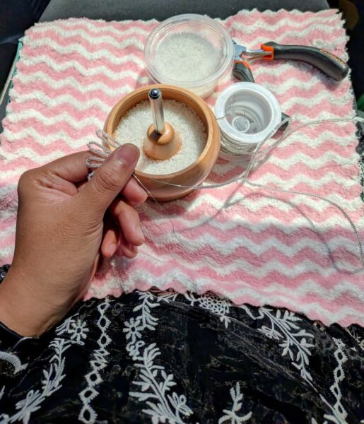 Image from: Nur Syakirah ubah manik jadi jambangan bernilai