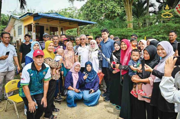 Image from: Wanita mempunyai tanggungjawab yang besar