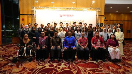 Image from: Pelajar UPM pamer kecemerlangan mendapat penghargaan Majlis Anugerah Naib Canselor