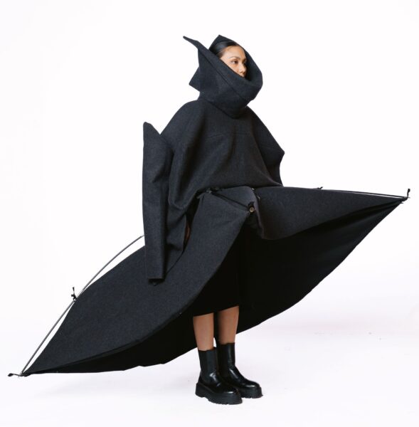 Image from: Hitam yang penuh watak