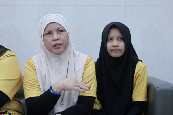 Image from: Detik getir enam ibu jaga anak hidap osteosarkoma