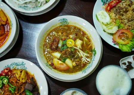 Image from: Rasa tradisi gamit nostalgia di Warung Jendela Kaseh