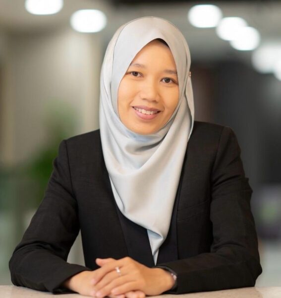Image from: Beri pelarian hak bekerja, tingkat KDNK RM3 bilion