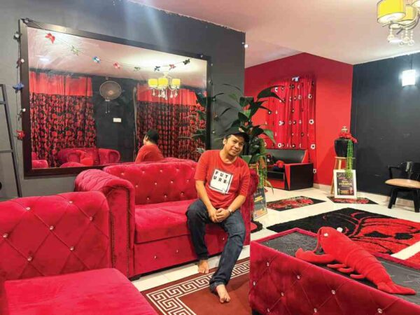 Image from: ‘Rumah merah’ bawa aura ceria, membara