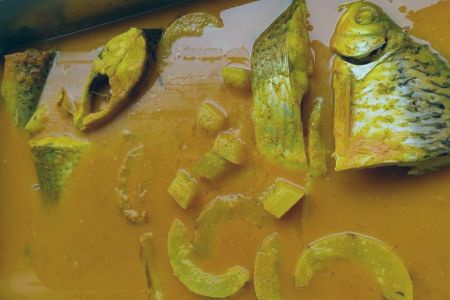 Image from: Masakan ikan stim tempoyak ikan liar Sungai Jelai, warisan 200 tahun
