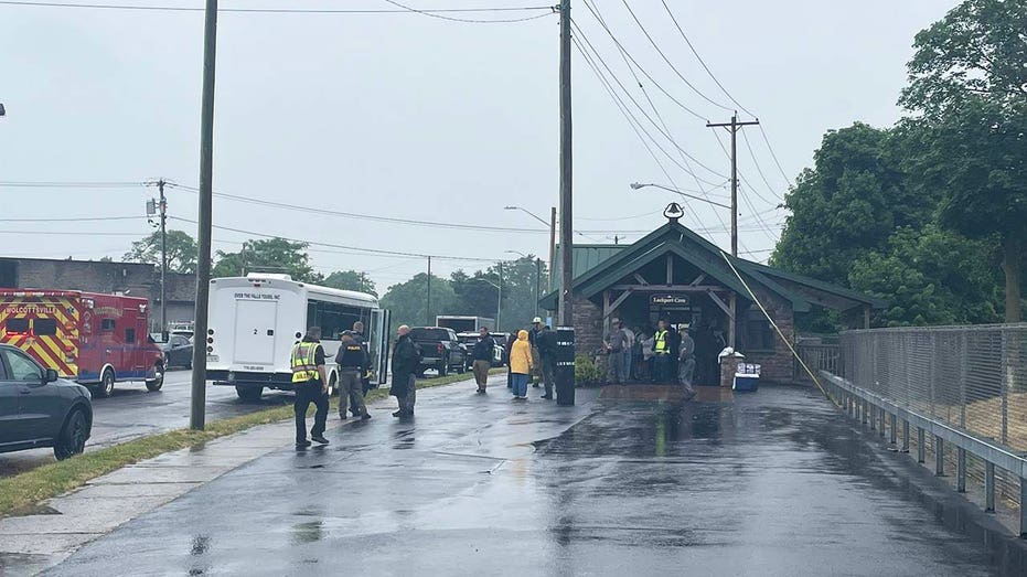 Lockport, New York cave tour boat capsizes, killing 1, injuring 11