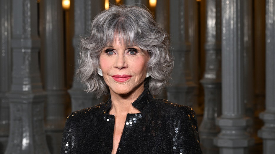 Jane Fonda claims she's only interested in young lovers because she ...