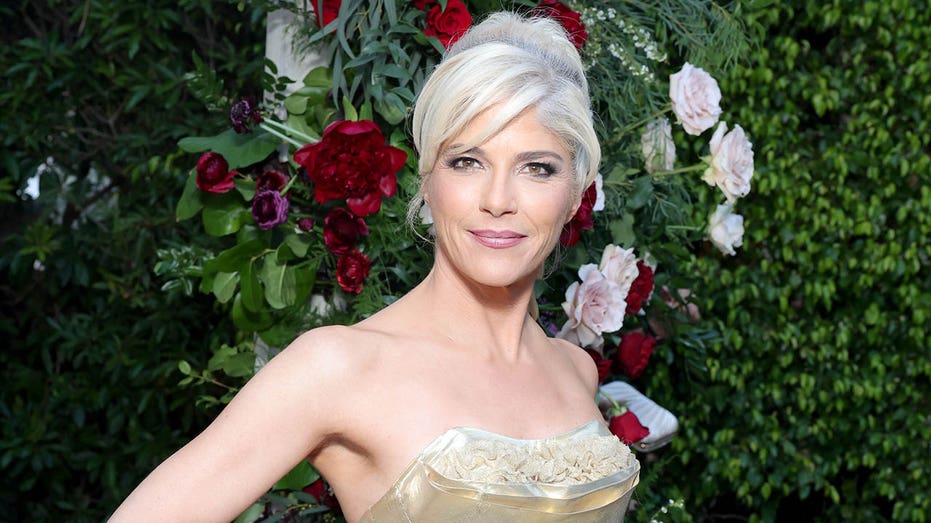 Selma Blair says she's 'truly relapsefree' after 7year battle with MS(01)