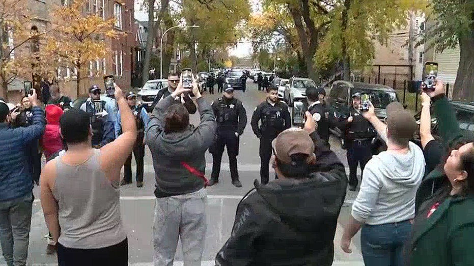 Manhunt underway after gunman allegedly fires at federal agents during ...