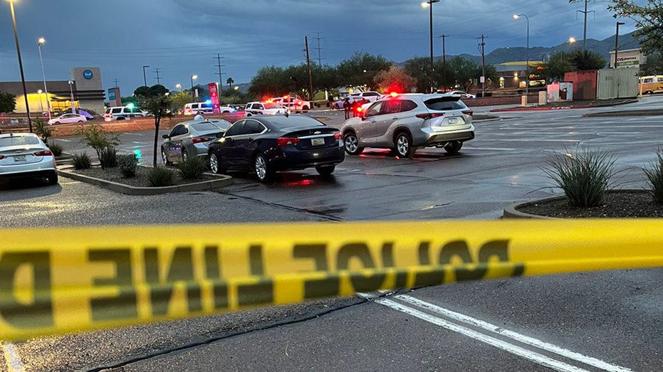 Man fatally shot, woman and children in critical condition after ...