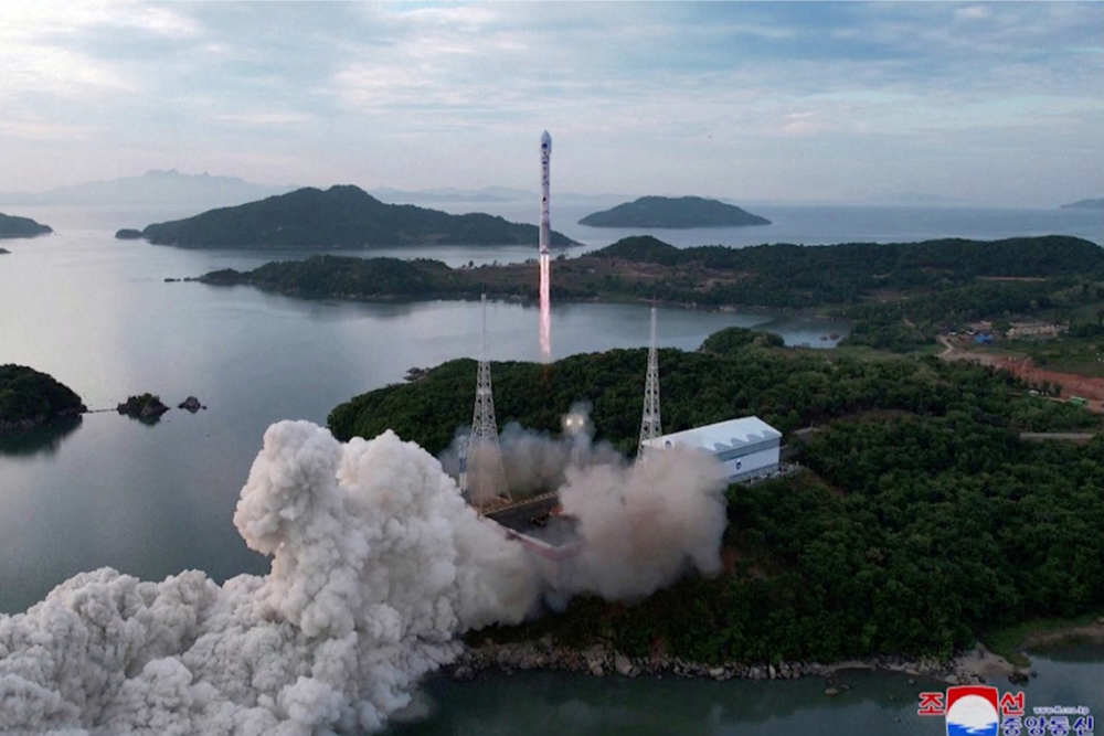 New North Korean space rocket features engine from ICBMs, analysts say