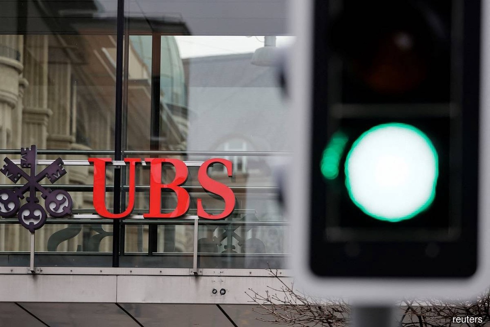 UBS files application for US banking licence, eyeing growth