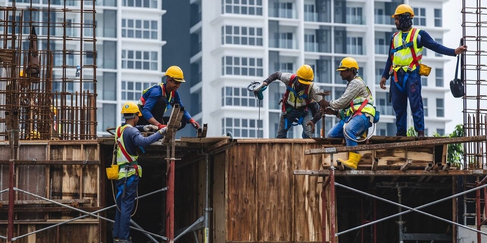 Pekerja Asing Juga Dapat Gaji Minimum RM1,700