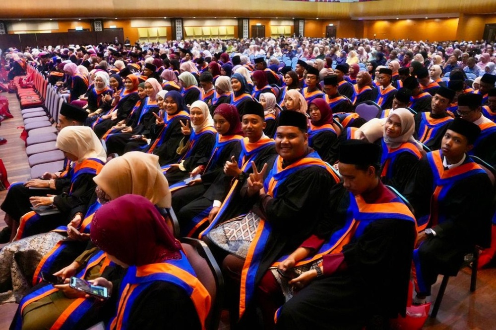 Image from: 连续两年毕业生过万  黄家和：技职教育迈向主流