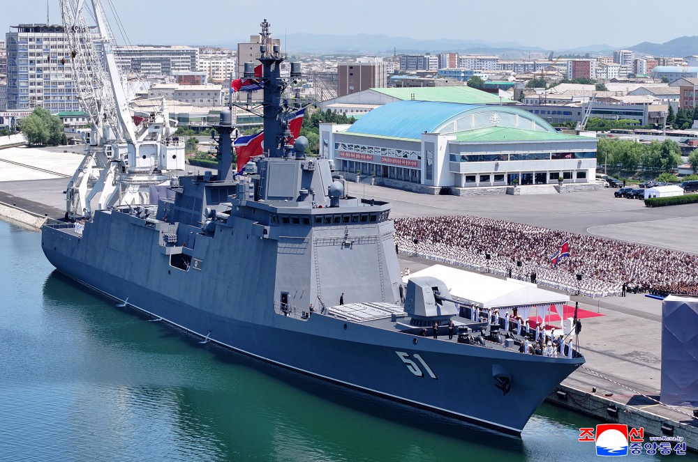 Image from: 金正恩宣布海军核武化 计划建万吨级战舰
