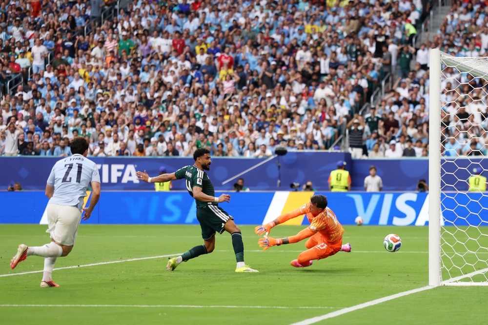 Image from: 【2026世界杯】狂轰28脚!乌拉圭1比1绝平沙特阿拉伯