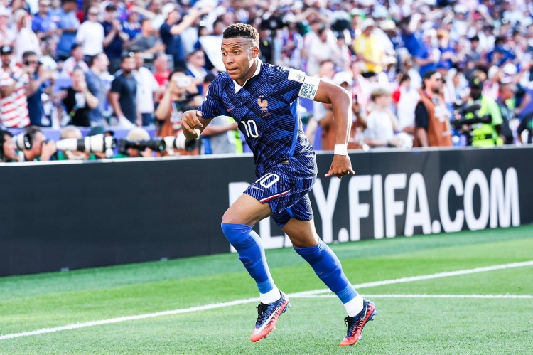 Image from: 【2026世界杯】巴拉圭议员种族恶毒攻击姆巴佩 法国检方立案调查