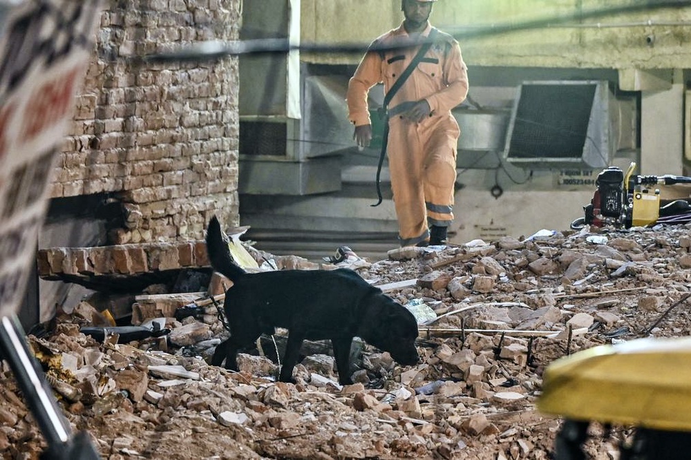 Image from: 新德里学生楼房坍塌  至少3死仍有人被困