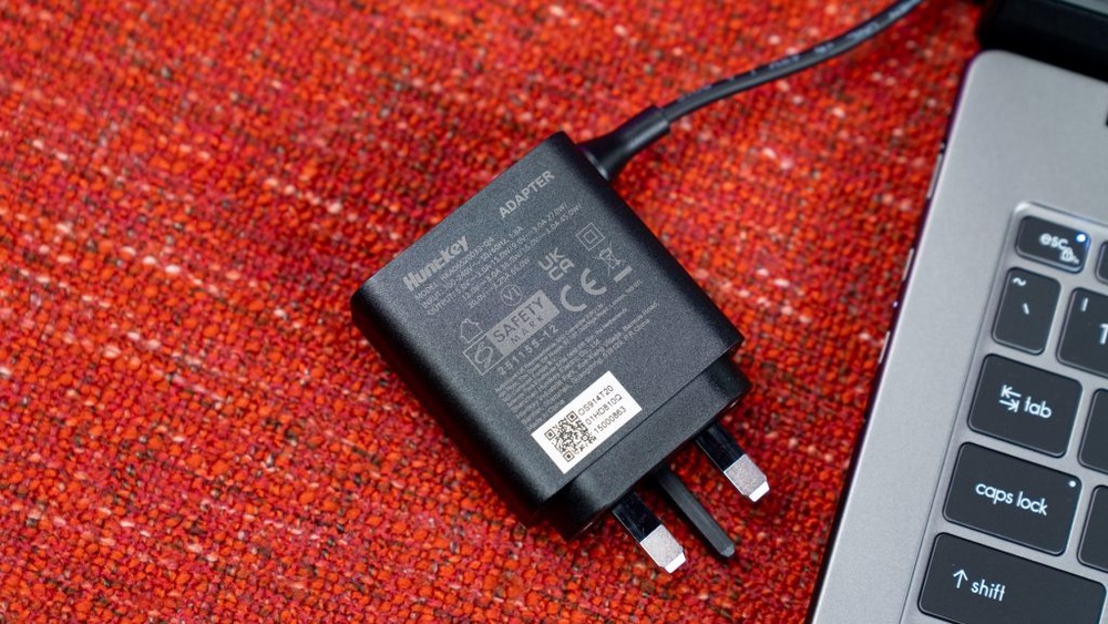 Image from: Sukar pilih laptop kerja yang tepat? MSI Modern 16S AI+ mungkin selesaikan dilema anda