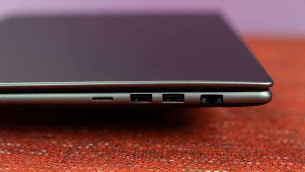 Image from: Sukar pilih laptop kerja yang tepat? MSI Modern 16S AI+ mungkin selesaikan dilema anda