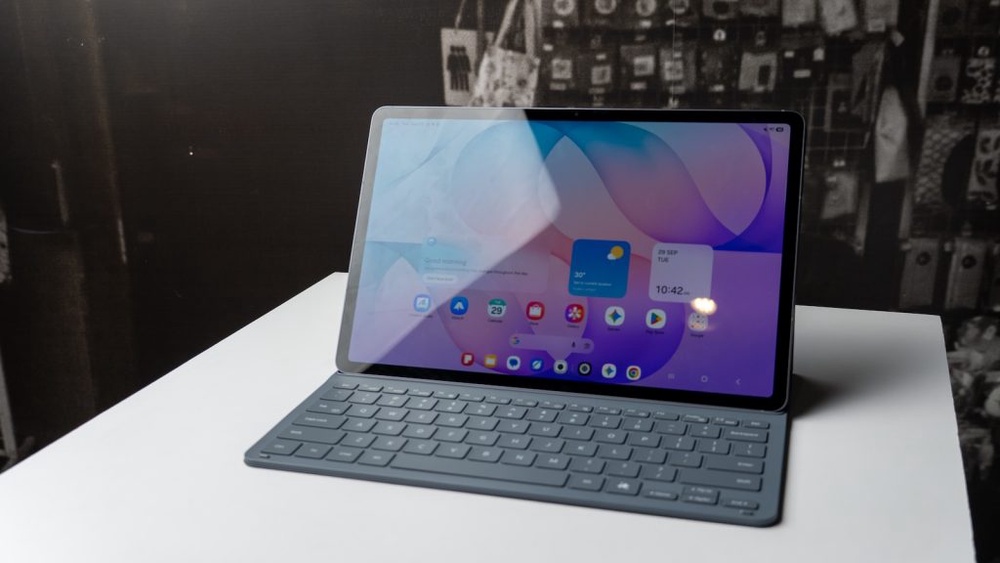 Image from: Siri Samsung Galaxy Tab S12 kini di Malaysia, harga untuk pelajar serendah RM3,999.20