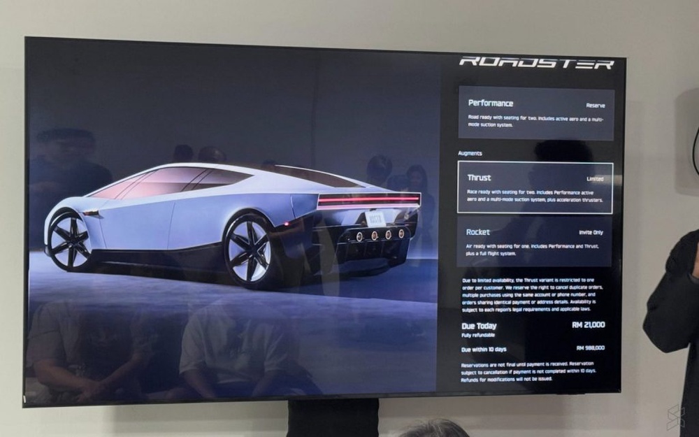 Image from: Tempahan Tesla Roadster baharu dibuka di Malaysia, boleh ‘terbang’ & pecut bawah 1s