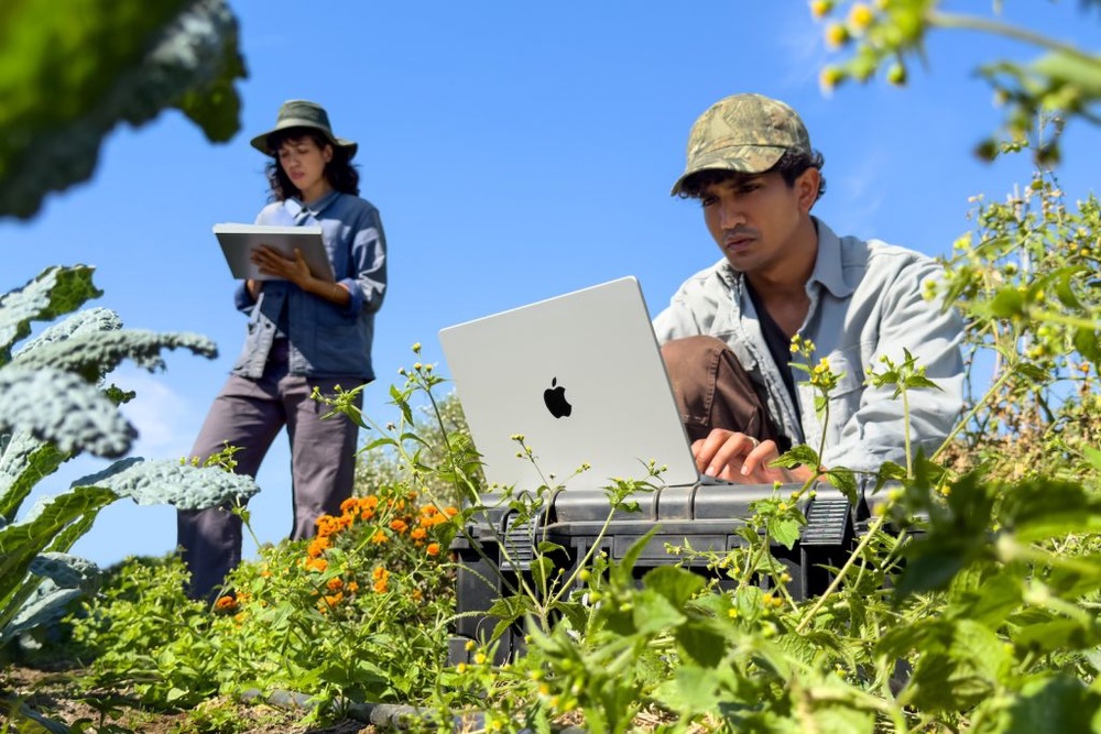Image from: Apple kemas kini MacBook Pro 14 Pro dengan cip M6, harga dari RM8,299