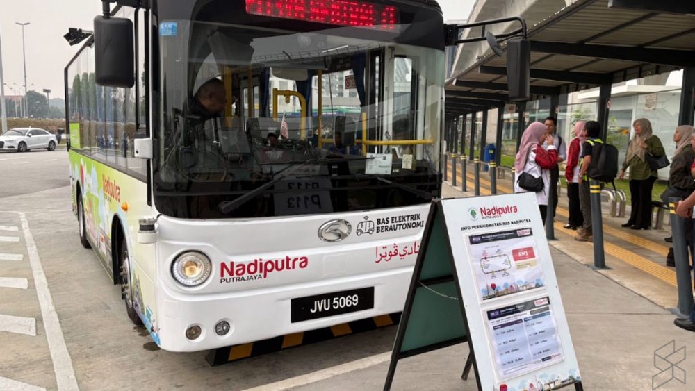 Image from: Bas elektrik berautonomi Putrajaya kini rasmi beroperasi waktu hari bekerja!