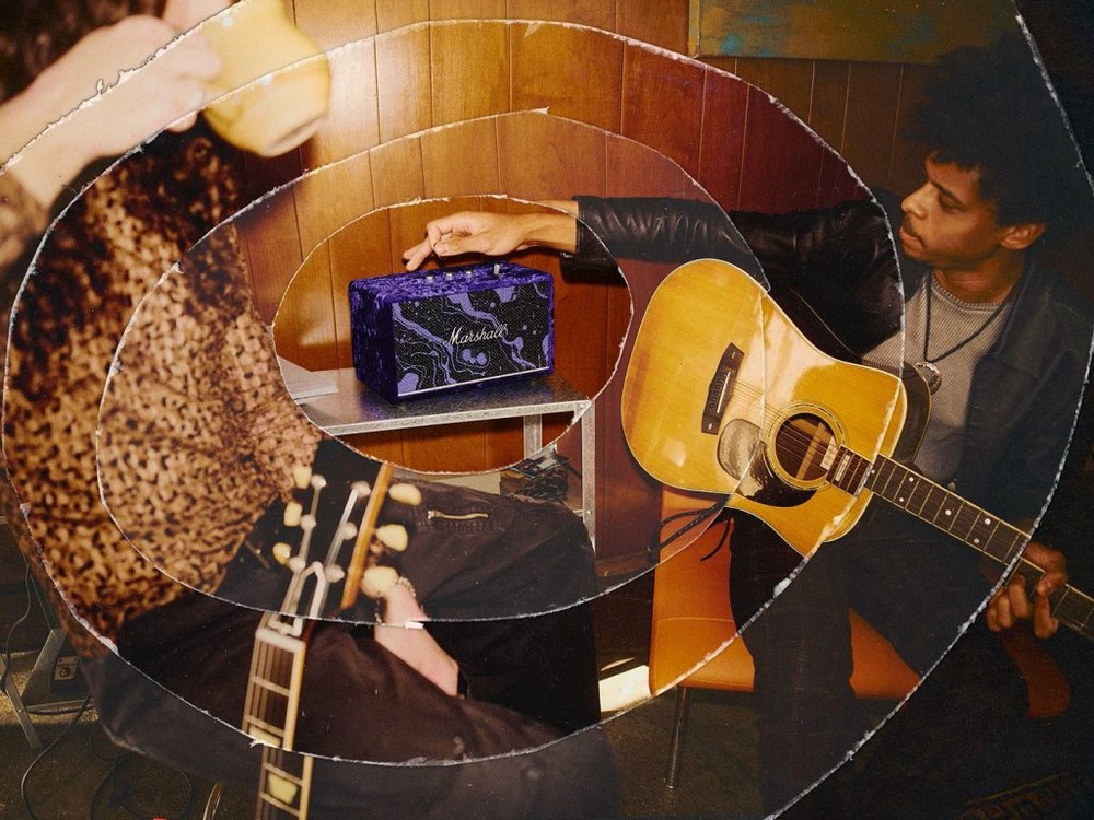 Image from: Legasi 60 tahun Marshall x Jimi Hendrix: Fon kepala Major V, pembesar suara Emberton lll & Action lll dengan corak kosmik
